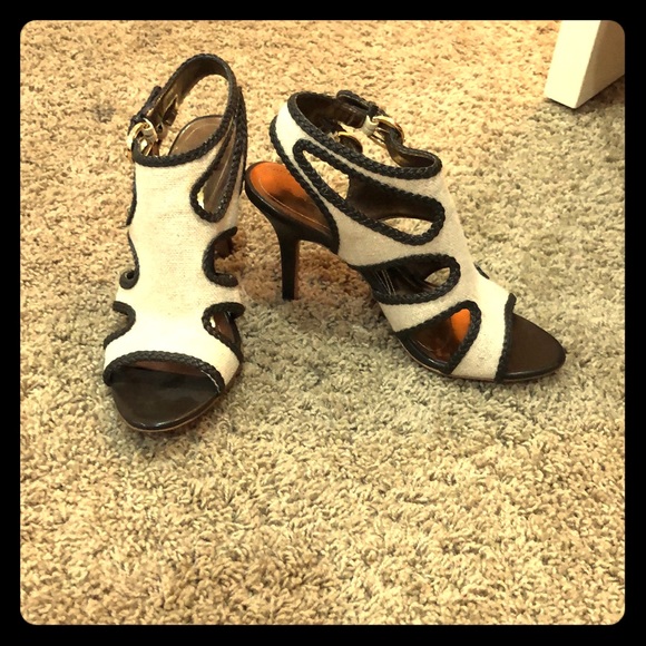 Tahari Shoes - Gorgeous tahari shoes!!